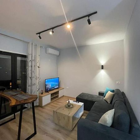 Center Tirana Goldi Apartment מראה חיצוני תמונה