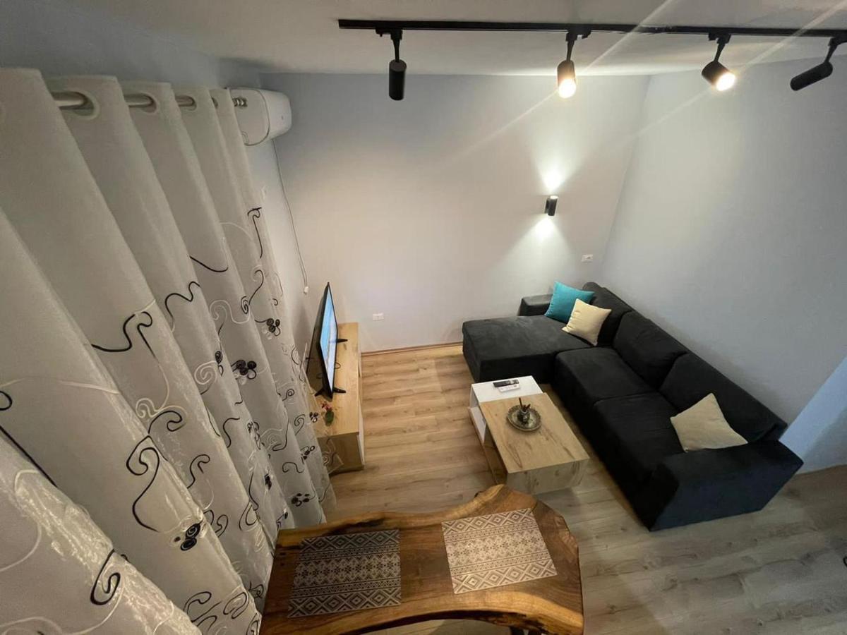 Center Tirana Goldi Apartment מראה חיצוני תמונה